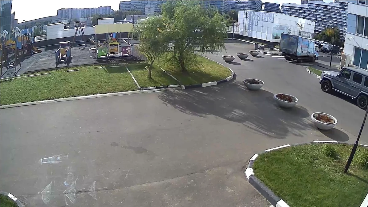 Въезд во двор