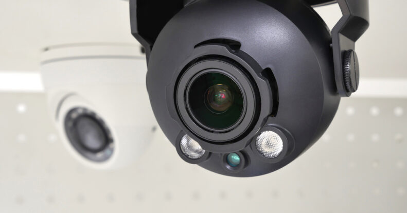 Analog video surveillance against numbers: 4 disadvantages